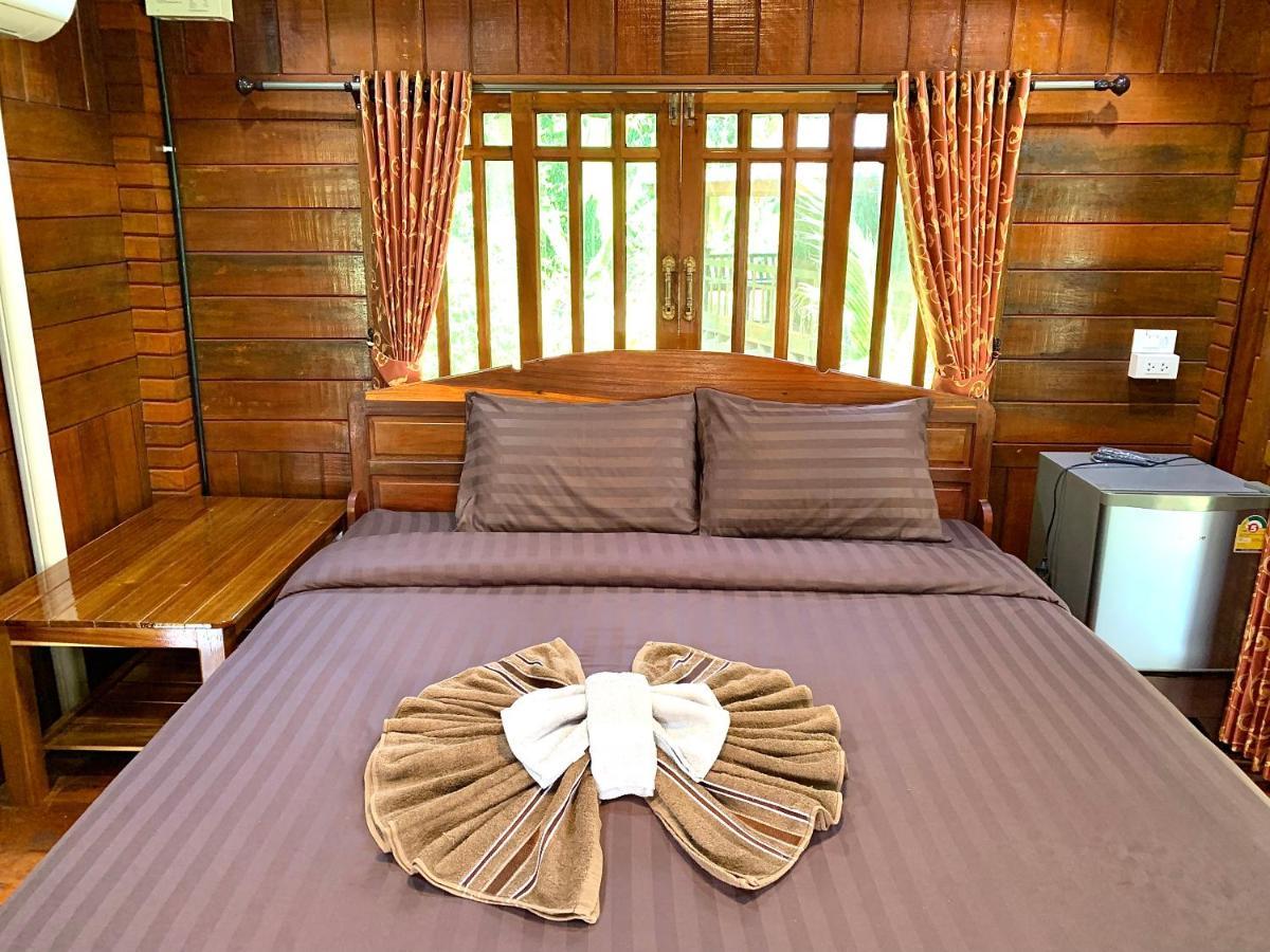 Kohkoodfarmstay Ko Kut Buitenkant foto